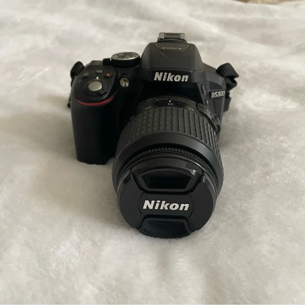 Nikon D5300 DSLR Camera with 18-55mm Lens